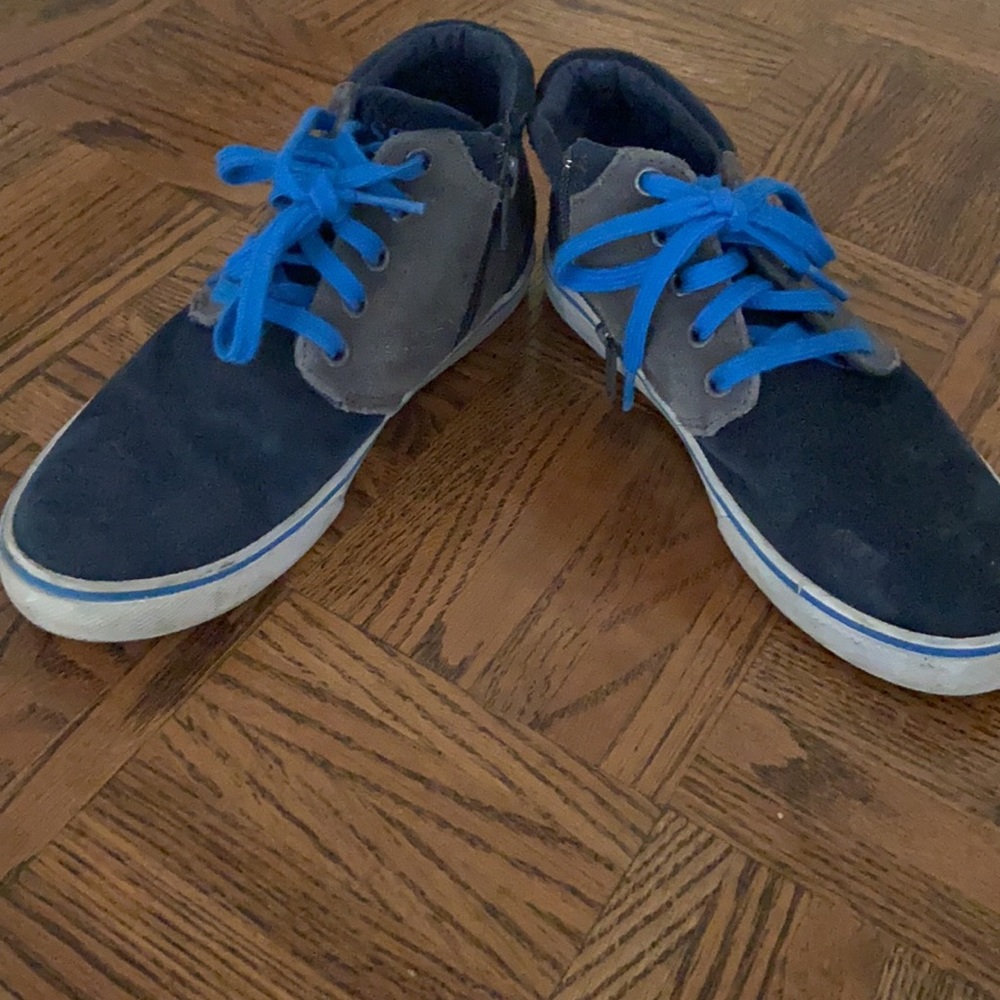 Boys high top sneakers